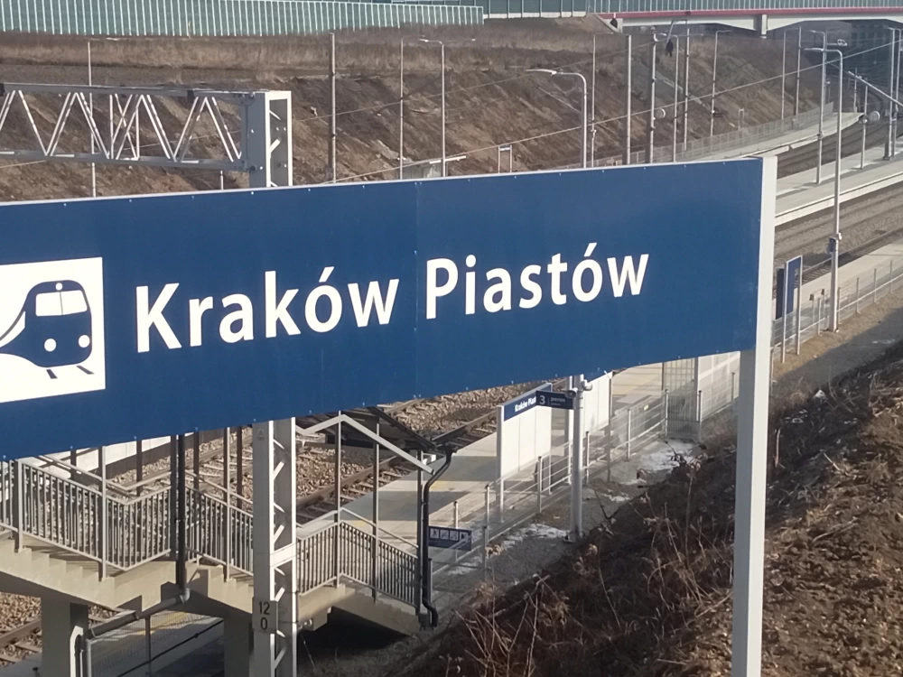 Odwodnienia liniowe Kraków - budowa peronu stacji Piastów